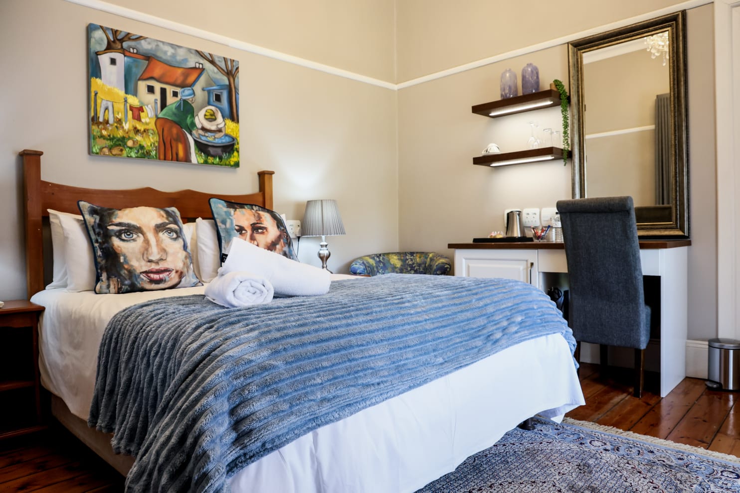 Dahlia Room photo 10